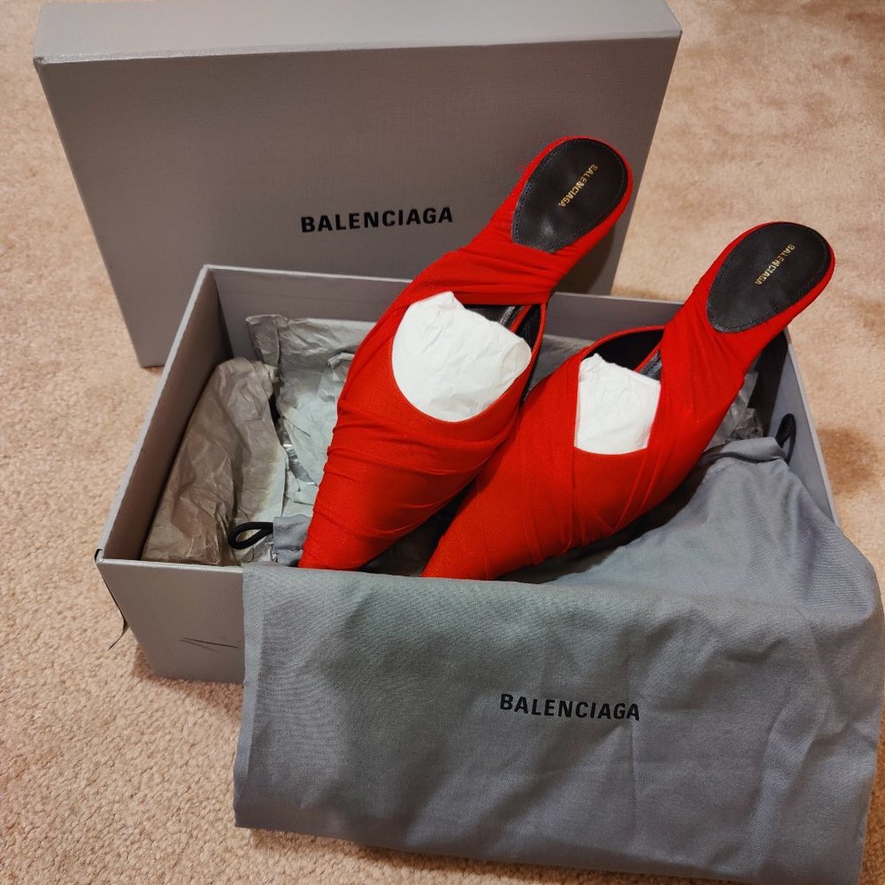 Balenciaga Red Knife Drape Mule Size 39 - Pre Loved